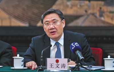 省長(zhǎng)王文濤：“我不僅點(diǎn)贊，而且我還得站臺(tái)！