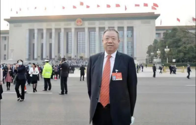全國(guó)人大代表、寶泰隆董事長(zhǎng)焦云帶來(lái)5份建言，建議對(duì)東北企業(yè)開啟上市“綠色通道”